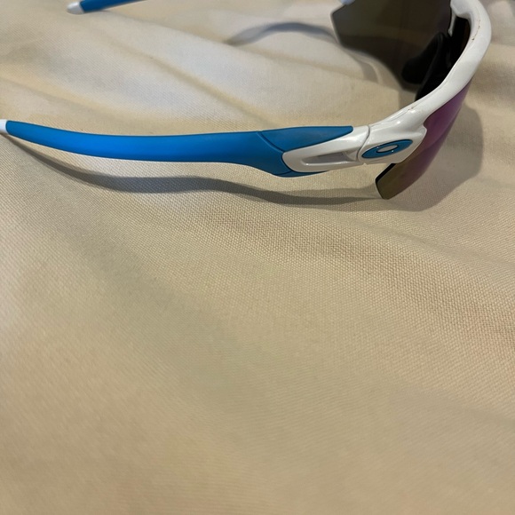 Oakley Baseball Sunglasses - Picture 3 of 5